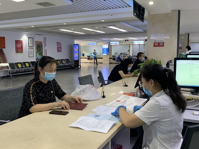 密云区通过电话端服务解决群众“急难愁盼” (1).jpg